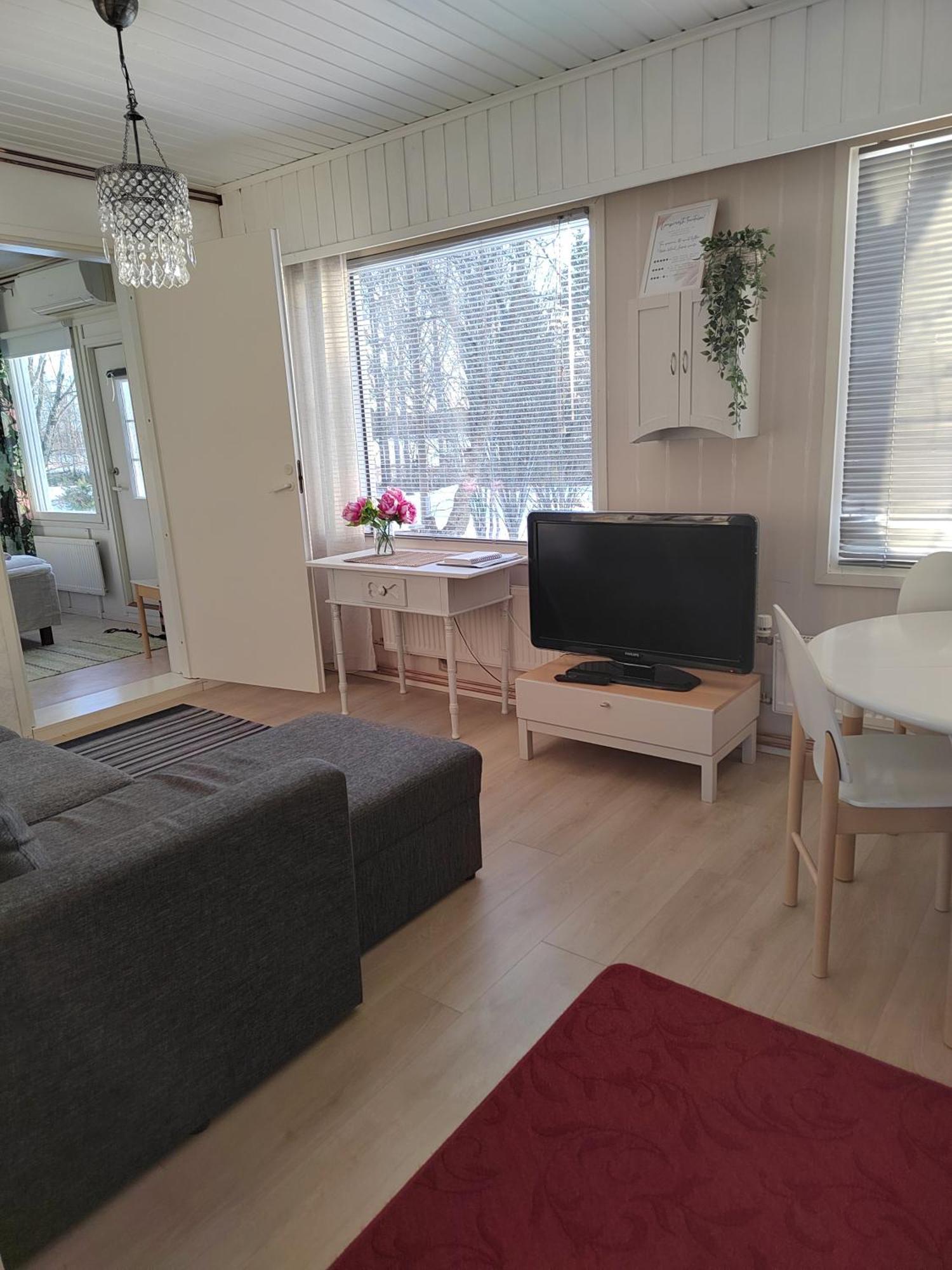 Viihtyisae Kolmio Jaerven Rannalla Haapavesi Luaran gambar