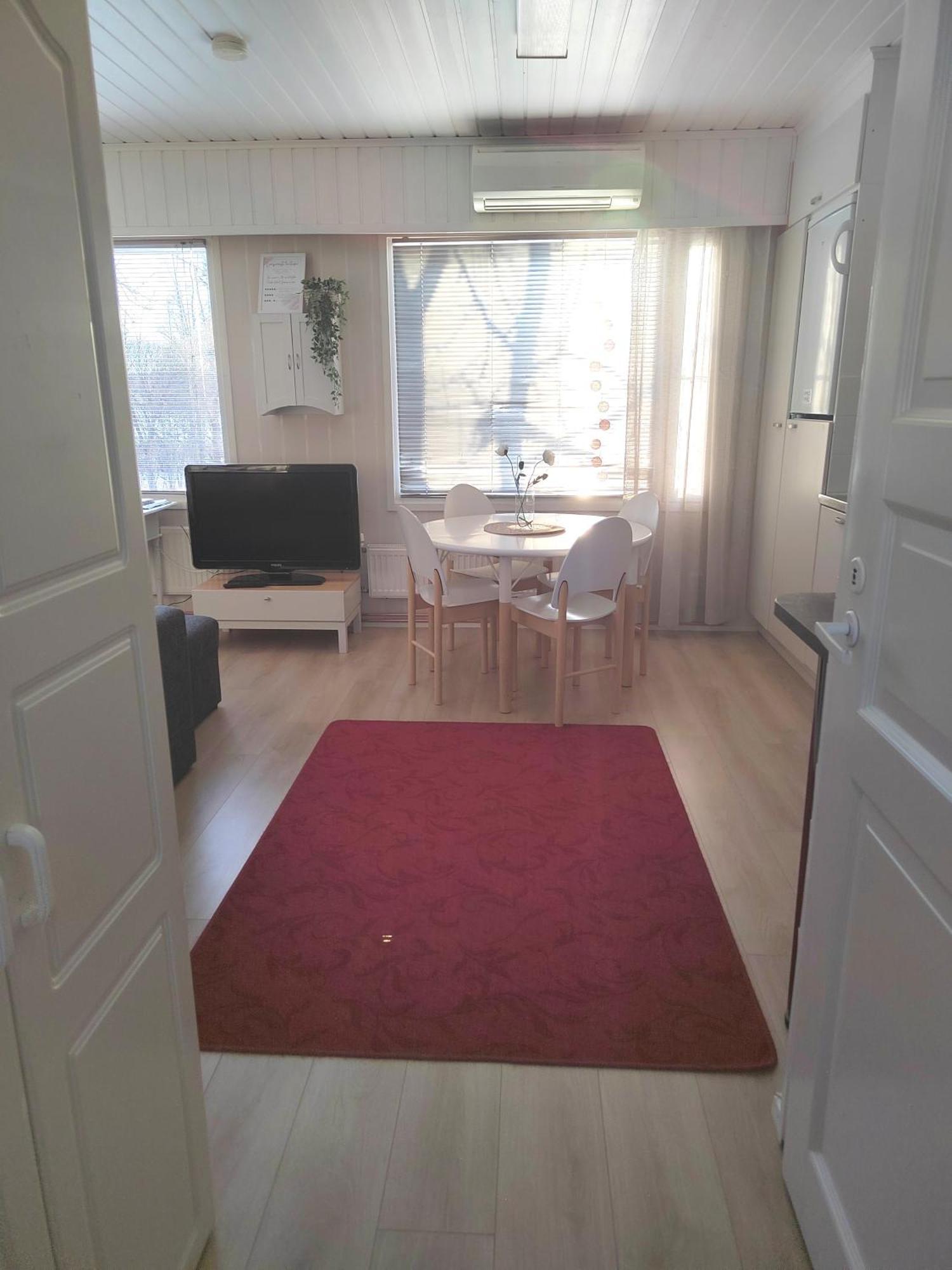 Viihtyisae Kolmio Jaerven Rannalla Haapavesi Luaran gambar